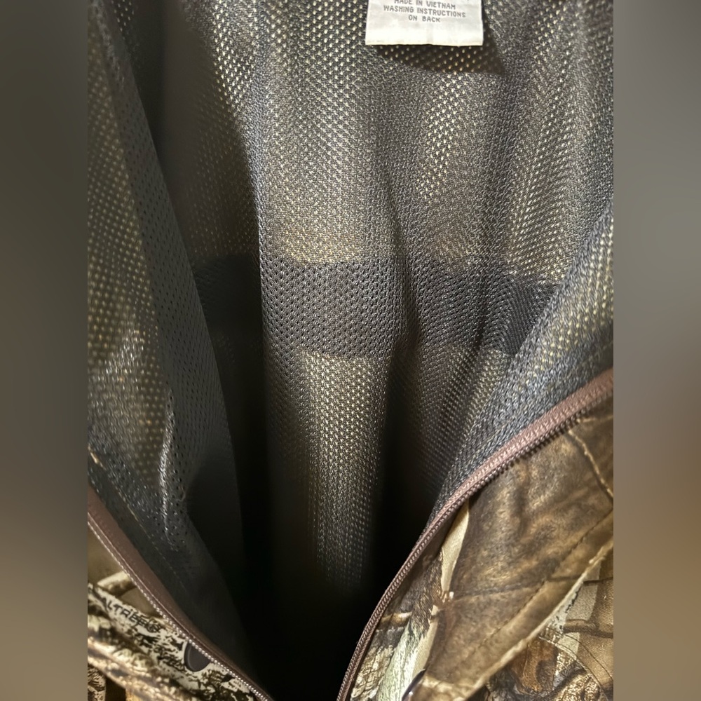 Gamehide Camo Hooded Jacket size XL Hunting. Vents. Nice coat camouflage - Picture 5 of 6